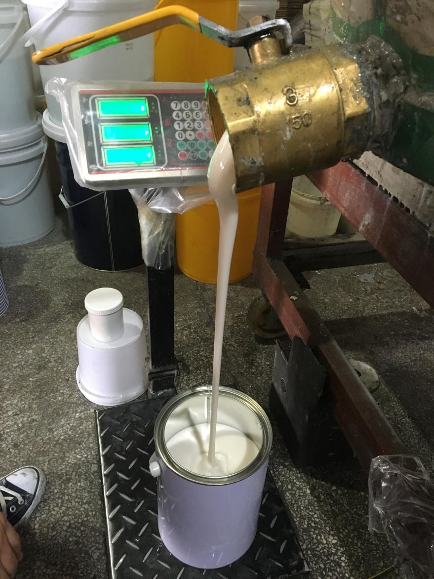 液態(tài)硅膠產(chǎn)品出現(xiàn)流紋路的原因是什么？